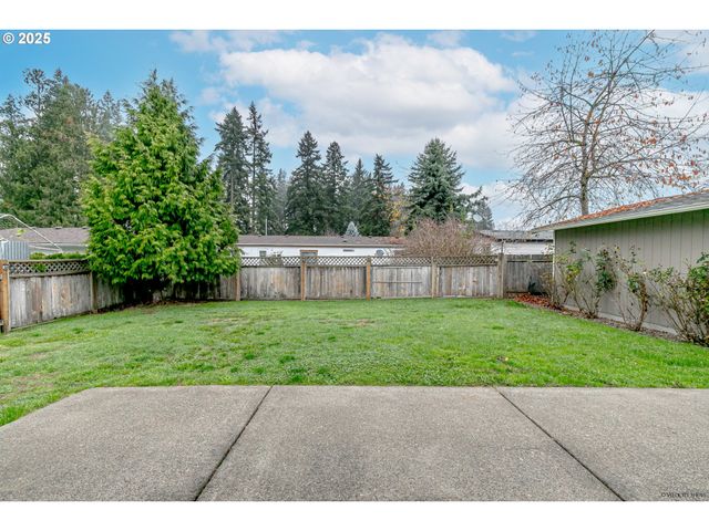 3435 STEVEN St, Woodburn, OR 97071