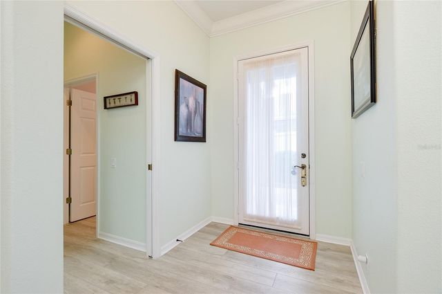 8639 54TH AVENUE CIRCLE E, Bradenton, FL 34211