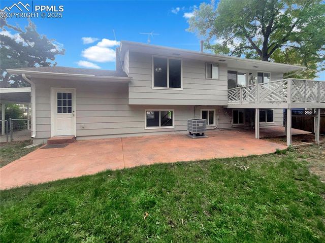 4454 Ranch Circle, Colorado Springs, CO 80918