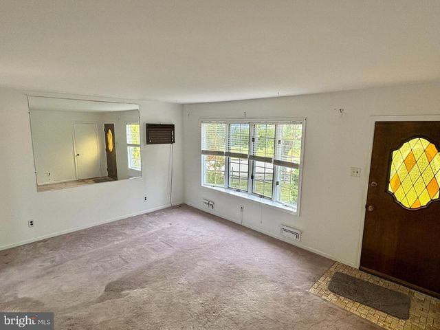 101 HADDON RD, Somers Point, NJ 08244