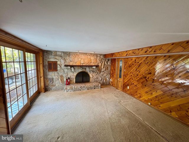 101 HADDON RD, Somers Point, NJ 08244