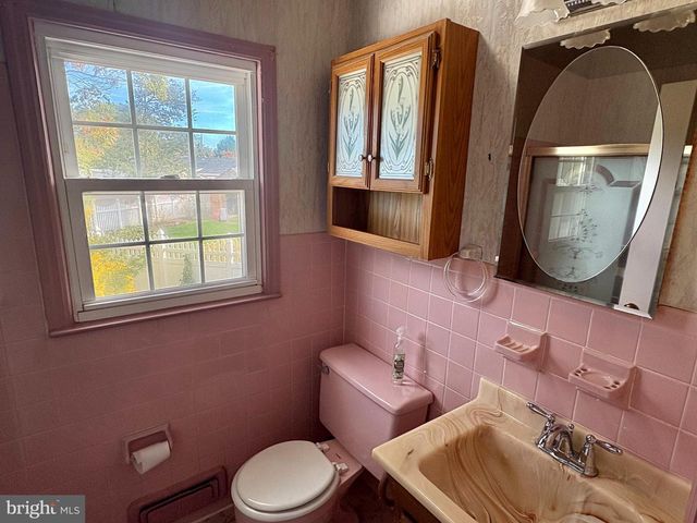 101 HADDON RD, Somers Point, NJ 08244