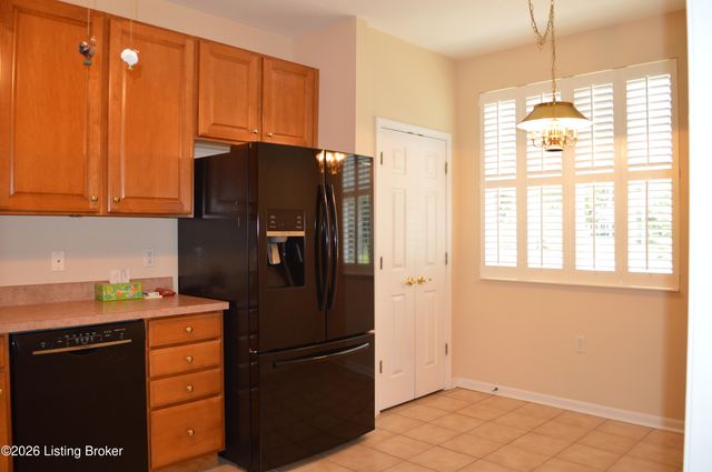 9801 Glasgow Blvd, Louisville, KY 40241