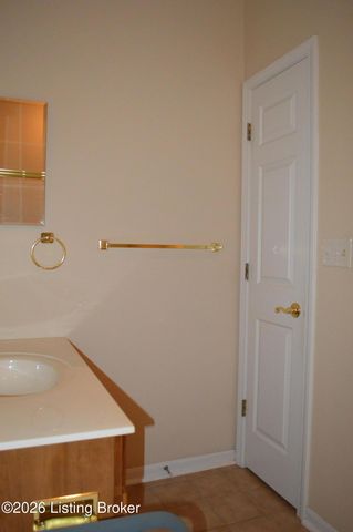 9801 Glasgow Blvd, Louisville, KY 40241