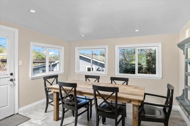 697 Ocean View, Encinitas, CA 92024