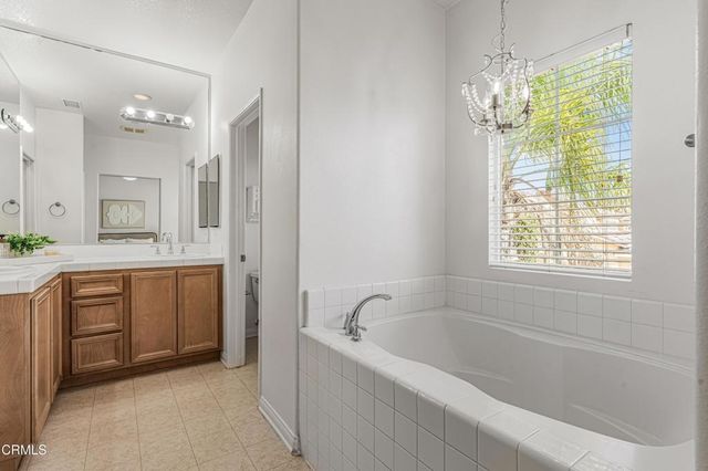 2916 Esperanza Way F, Simi Valley, CA 93063