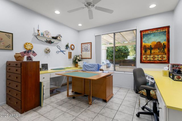 15871 W MILL VALLEY Lane, Surprise, AZ 85374