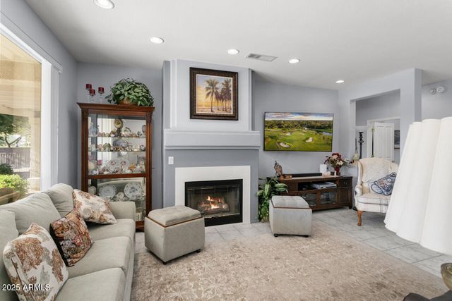 15871 W MILL VALLEY Lane, Surprise, AZ 85374