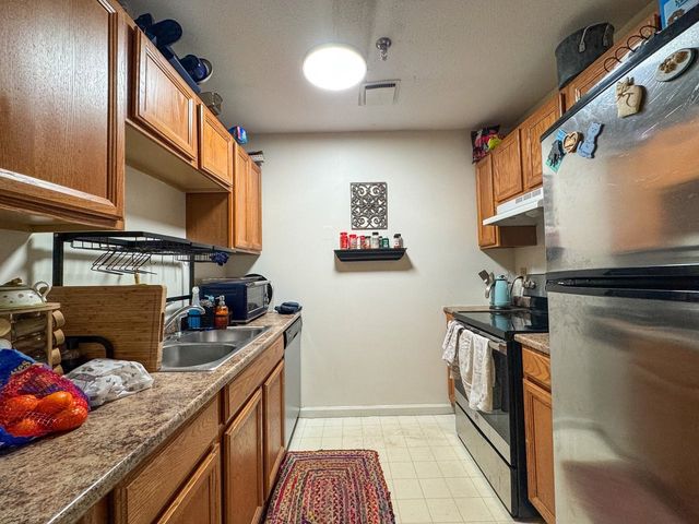 37 S Williams St Apt 313, Burlington, VT 05401