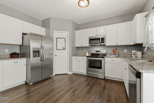 119 S Rose Hill Drive, Clayton, NC 27520