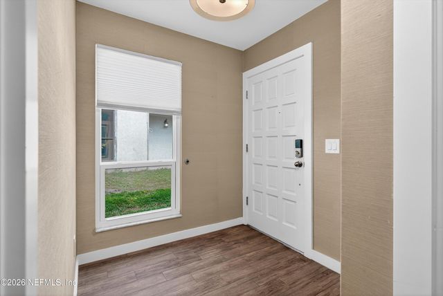 8137 VILLAGE GATE Court, Jacksonville, FL 32217