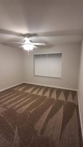 6887 Turtlewood Drive, Houston, TX 77072