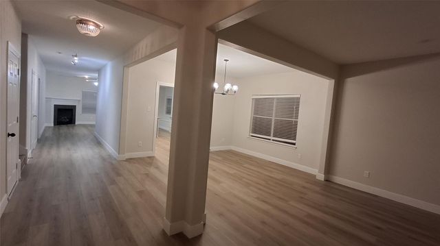6887 Turtlewood Drive, Houston, TX 77072