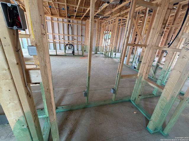 119 Peeps Ct., Adkins, TX 78101