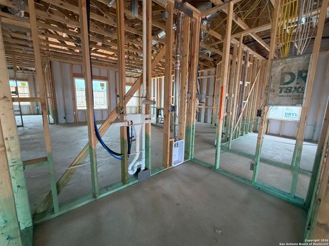 119 Peeps Ct., Adkins, TX 78101