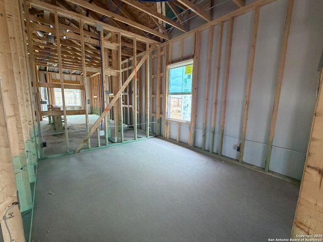 119 Peeps Ct., Adkins, TX 78101