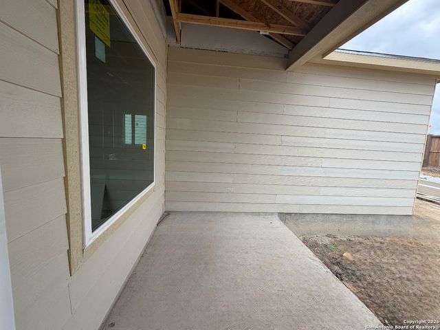 119 Peeps Ct., Adkins, TX 78101