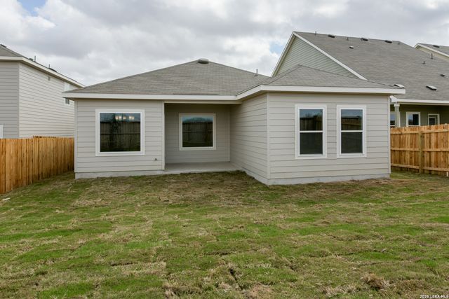 119 Peeps Ct., Adkins, TX 78101