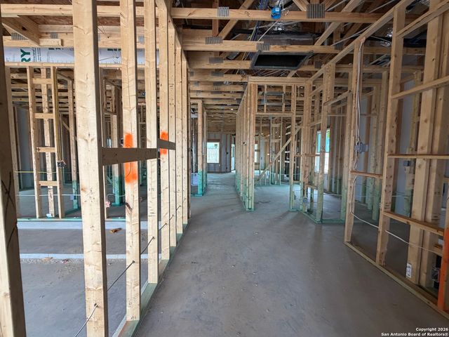 119 Peeps Ct., Adkins, TX 78101