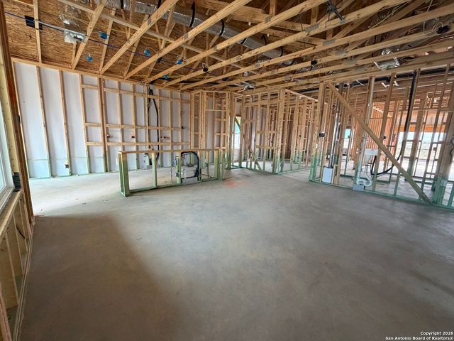 119 Peeps Ct., Adkins, TX 78101