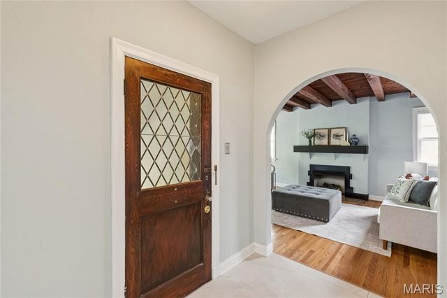 7532 Byron Place 2, Clayton, MO 63105