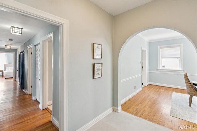 7532 Byron Place 2, Clayton, MO 63105