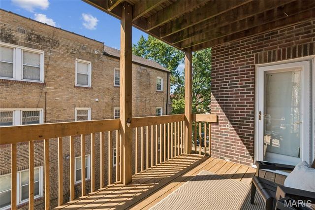 7532 Byron Place 2, Clayton, MO 63105