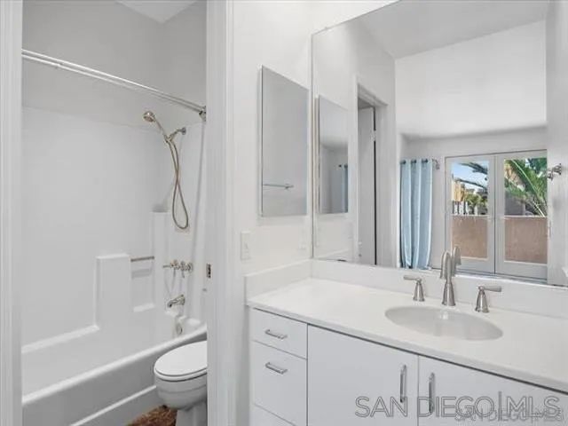 12630 CARMEL COUNTRY RD 112, San Diego, CA 92130