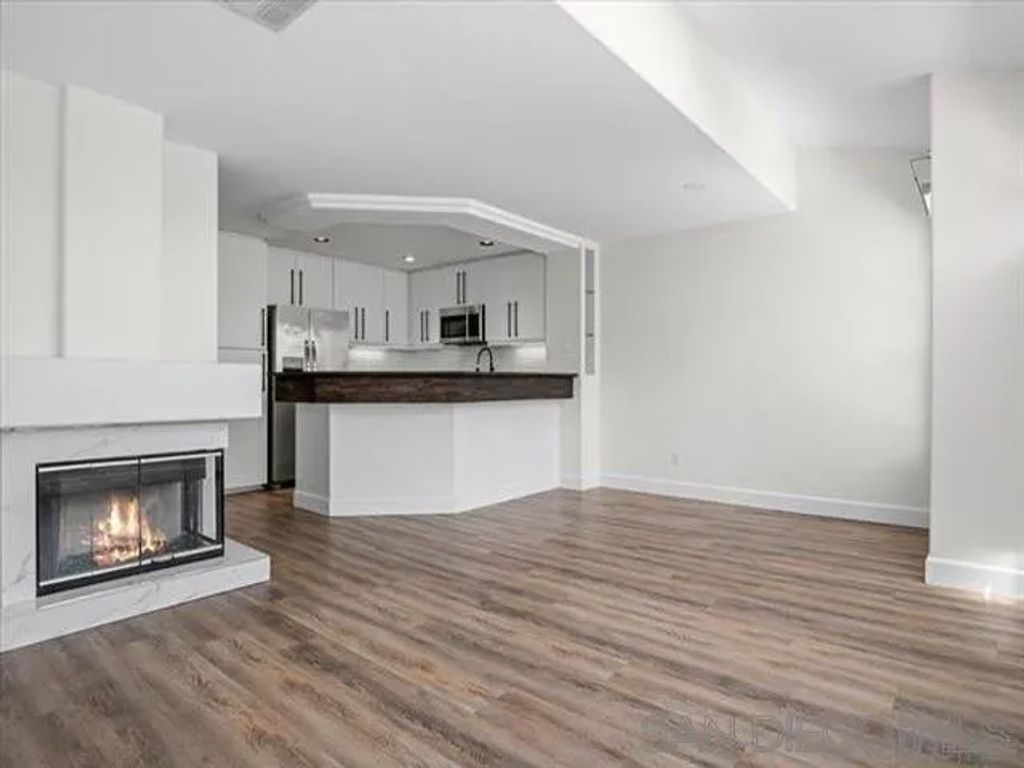 12630 CARMEL COUNTRY RD 112, San Diego, CA 92130