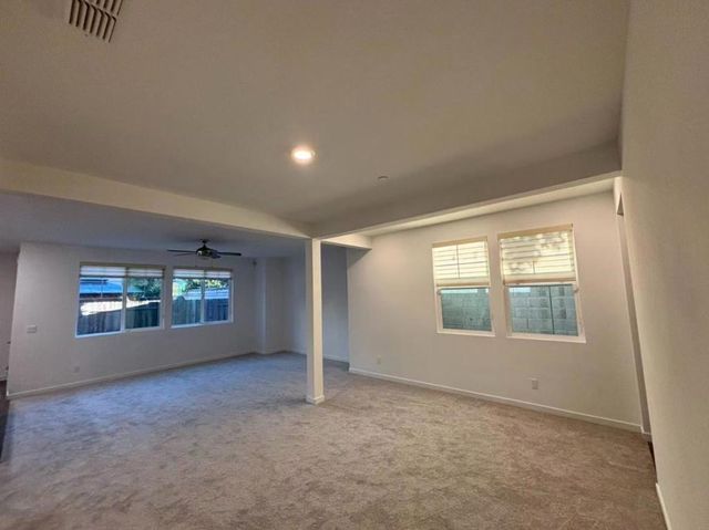 269 Cinema Street, Sacramento, CA 95823