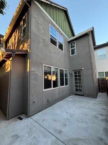 269 Cinema Street, Sacramento, CA 95823