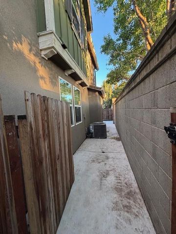 269 Cinema Street, Sacramento, CA 95823