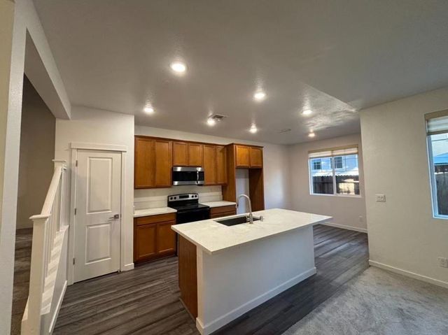269 Cinema Street, Sacramento, CA 95823