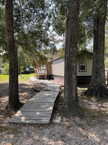 196 County Road 337, Cleveland, TX 77327