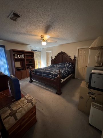 6504 Eldorado Drive, Arlington, TX 76001