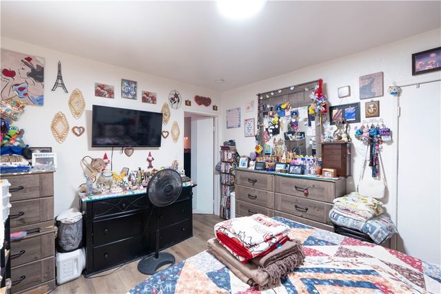 410 Niles, Bakersfield, CA 93305