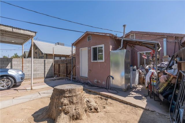410 Niles, Bakersfield, CA 93305