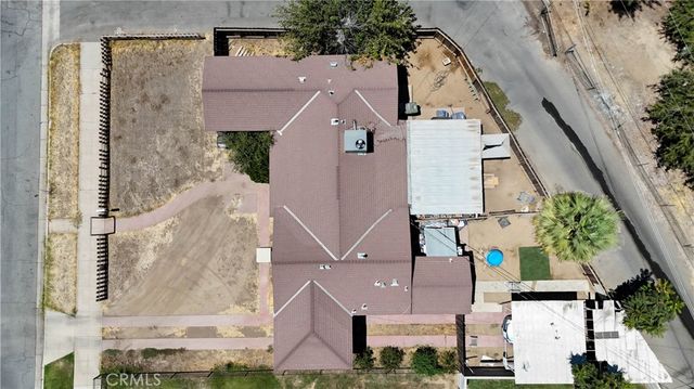 410 Niles, Bakersfield, CA 93305