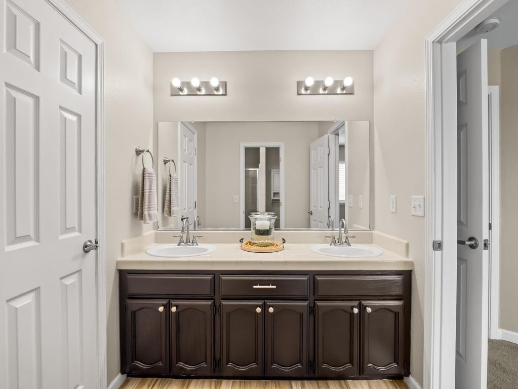 Image 19 of property listing at 35297 Avenue 12 1/2, Madera, CA 93636