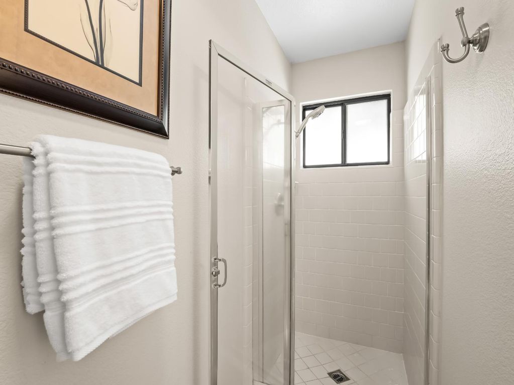 Image 26 of property listing at 35297 Avenue 12 1/2, Madera, CA 93636