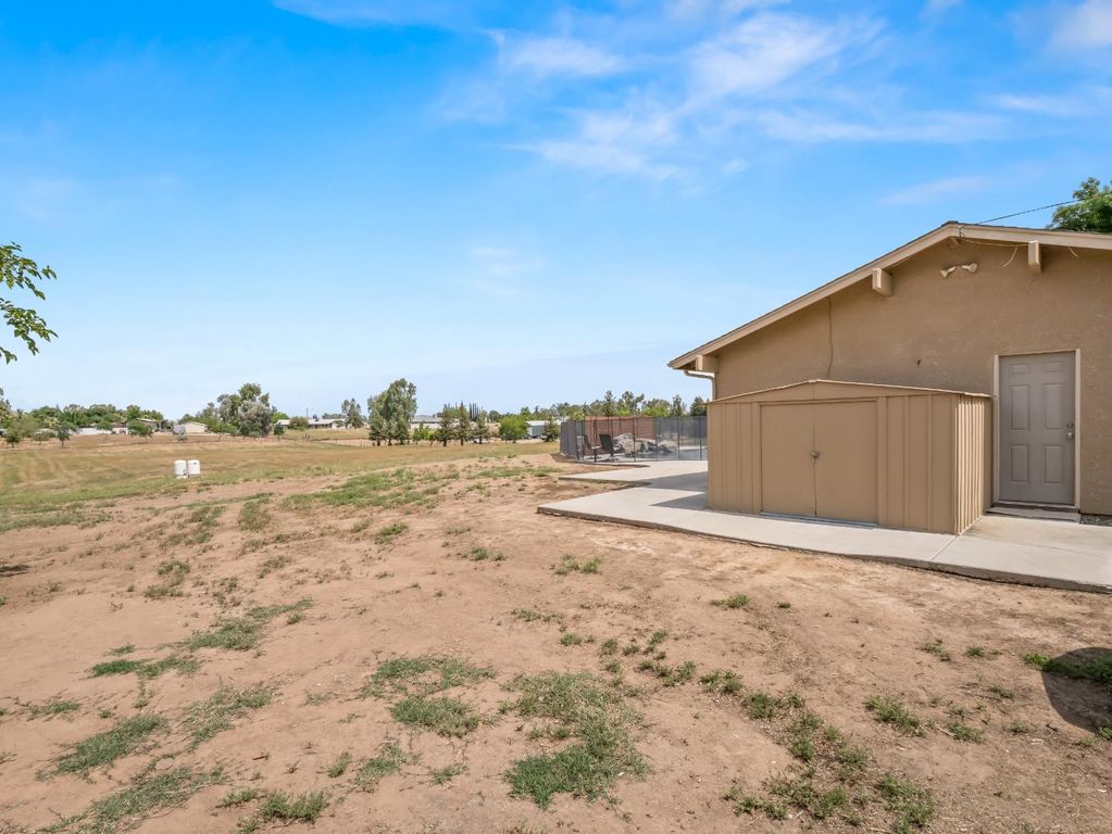 Image 35 of property listing at 35297 Avenue 12 1/2, Madera, CA 93636