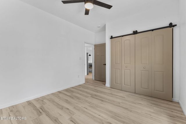 810 SW Spring Drive, Knoxville, TN 37920