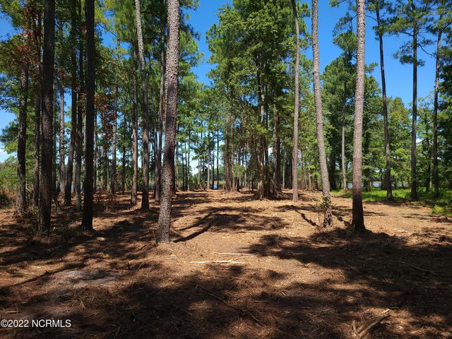 6 Ashton Drive, Bath, NC 27808