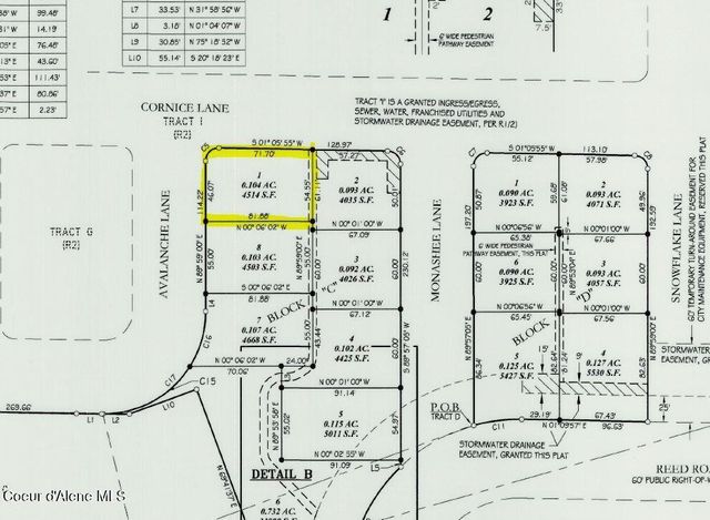 8517 N Avalanche Ln, Hayden, ID 83835