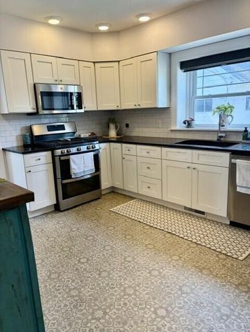 3347 N Grant Avenue, Springfield, MO 65803