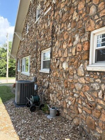 3347 N Grant Avenue, Springfield, MO 65803