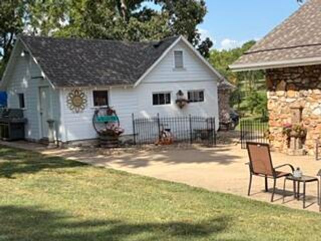 3347 N Grant Avenue, Springfield, MO 65803
