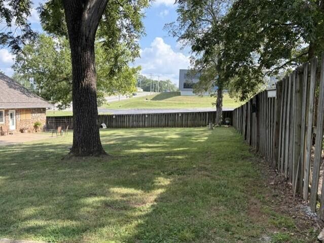 3347 N Grant Avenue, Springfield, MO 65803