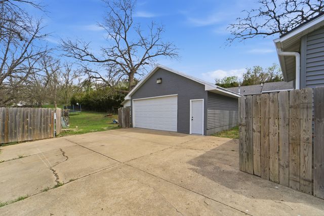 222 E Broad Street, Des Moines, IA 50315