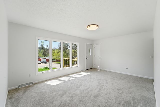 222 E Broad Street, Des Moines, IA 50315